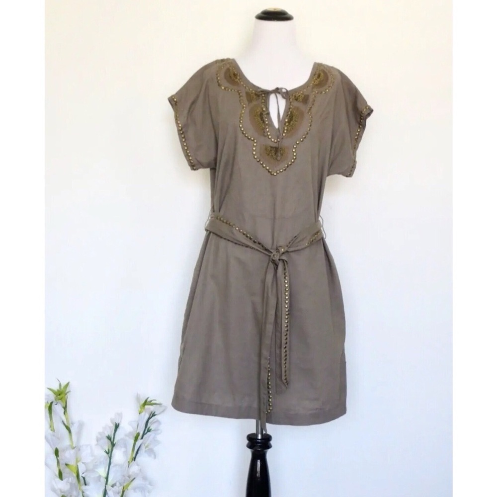 NEW! Victoria's Secret Linen Blend Dress with Belt Metallic Ornament Detail SZ M - Picture 2 of 7